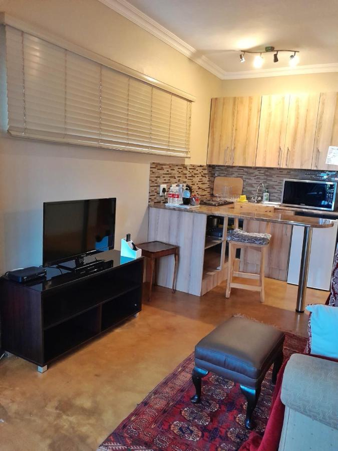 Annie'S Boutique Guesthouse And Garden Spa 하트비스푸르트 외부 사진