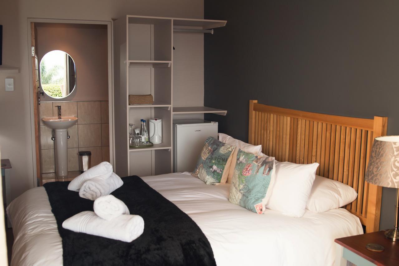 Annie'S Boutique Guesthouse And Garden Spa 하트비스푸르트 외부 사진